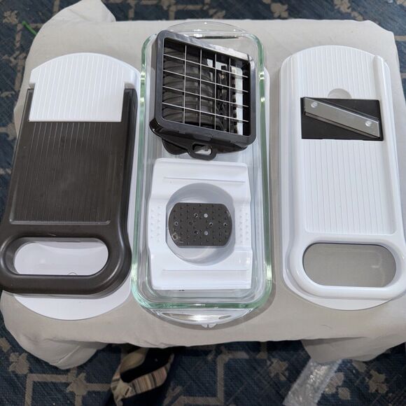 Henning Lee Pro Chopper w/ 5 Blades & 6-Cup Glass W/lid Cleaning Brush, Non Slip - Picture 1 of 10